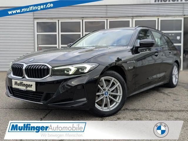 BMW 320 320e Touring
