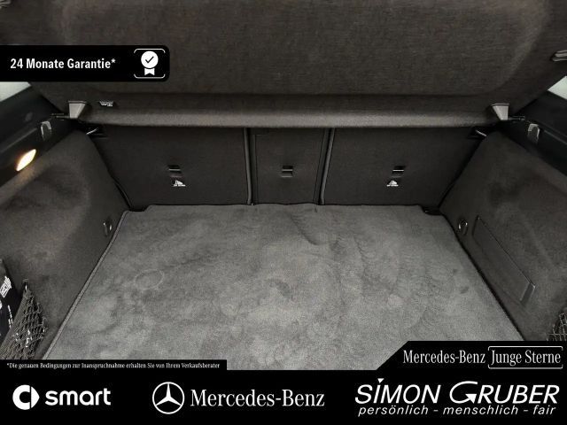 Mercedes-Benz B 200 AMG Line Sedan