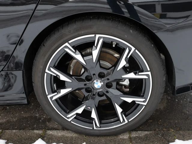 BMW 120 120i M-Sport Sedan