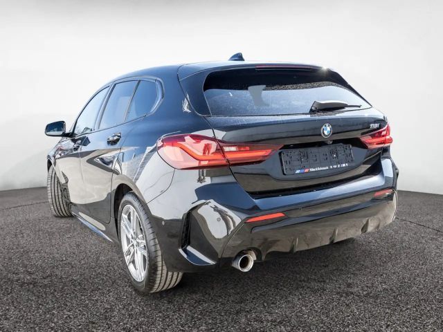 BMW 118 118i M-Sport Sedan