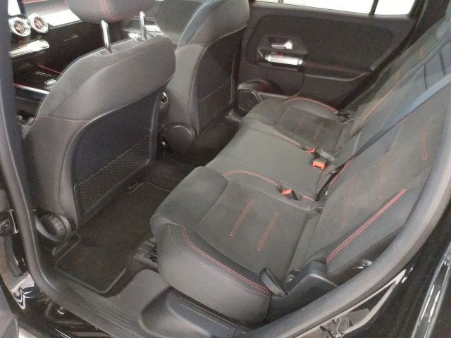 Mercedes-Benz EQB 300 4MATIC AMG Line