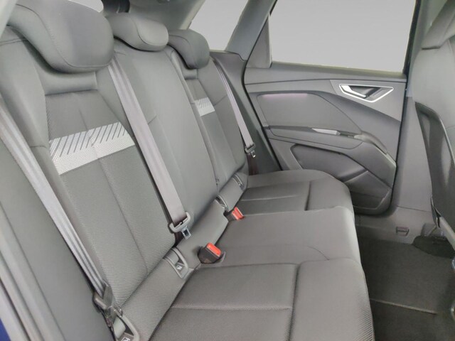 Audi Q4 e-tron SUV 45 e-tron Audi Q4 e-tron