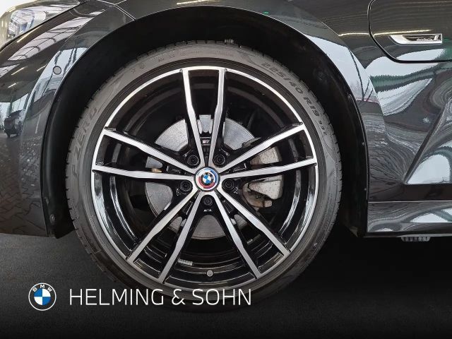 BMW 320 320e M-Sport Touring