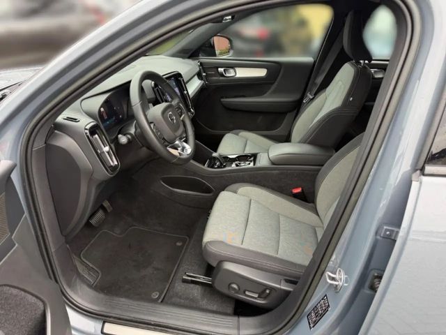 Volvo XC40 AWD Dark Plus