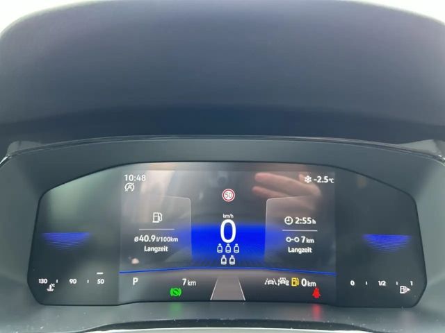 Volkswagen Touran 1.5 TSI DSG R-Line