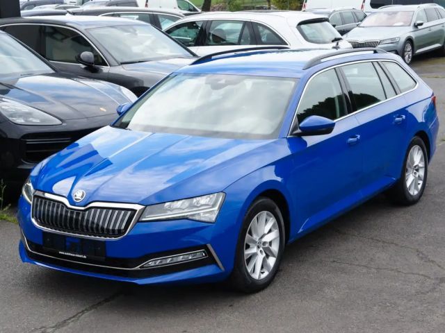 Skoda Superb Ambition Combi iV