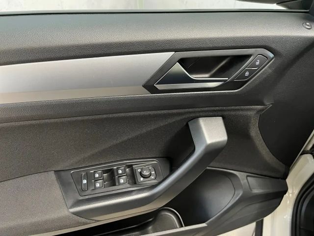 Volkswagen T-Roc 1.5 TSI DSG Life