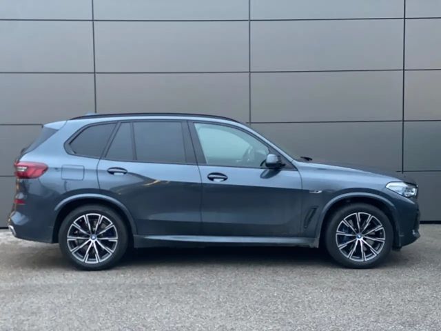 BMW X5 xDrive45e