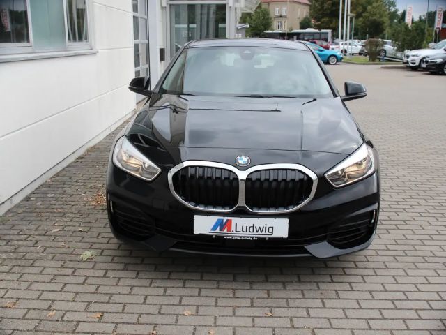 BMW 116 116i Sedan
