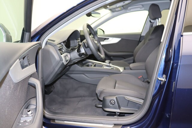 Audi A4 35 TFSI Avant S-Tronic