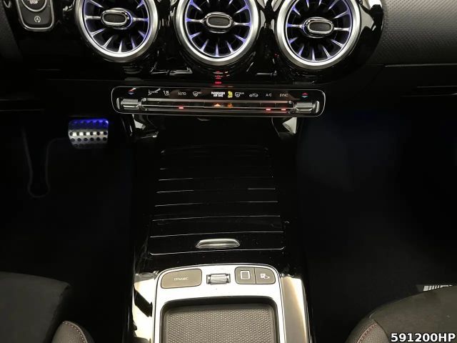 Mercedes-Benz A 200 AMG Line