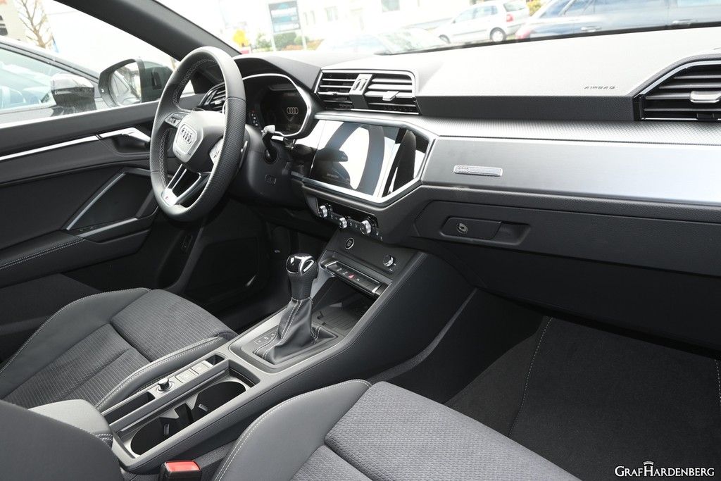 Audi Q3 35 TDI Quattro S-Line S-Tronic