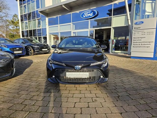 Toyota Corolla Hybride Team D