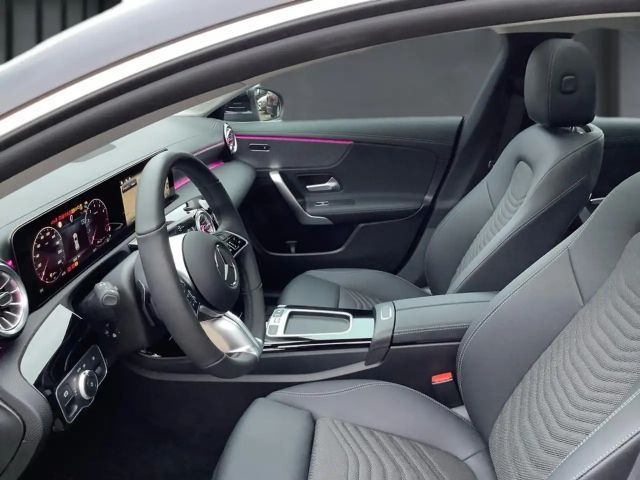 Mercedes-Benz CLA 180 Shooting Brake