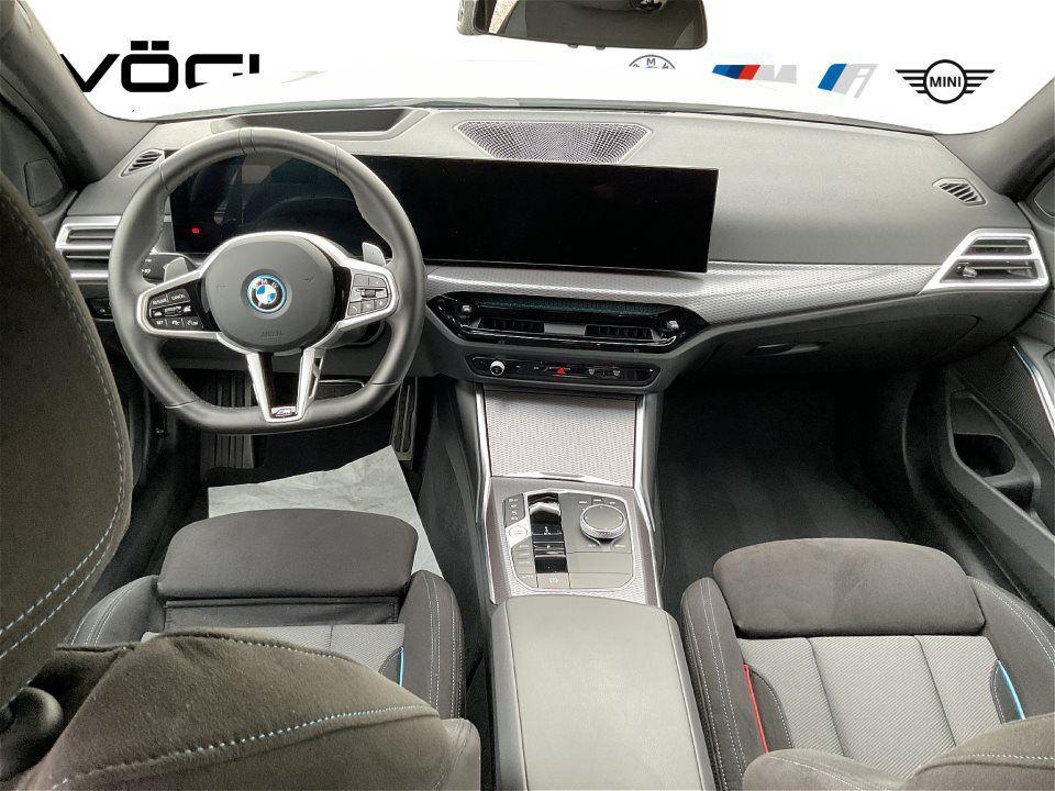 BMW 330 330e Touring