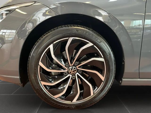 Volkswagen Golf 1.5 eTSI DSG Golf VIII