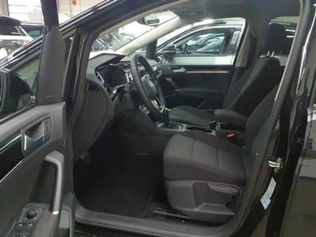 Volkswagen Touran 1.5 TSI DSG R-Line