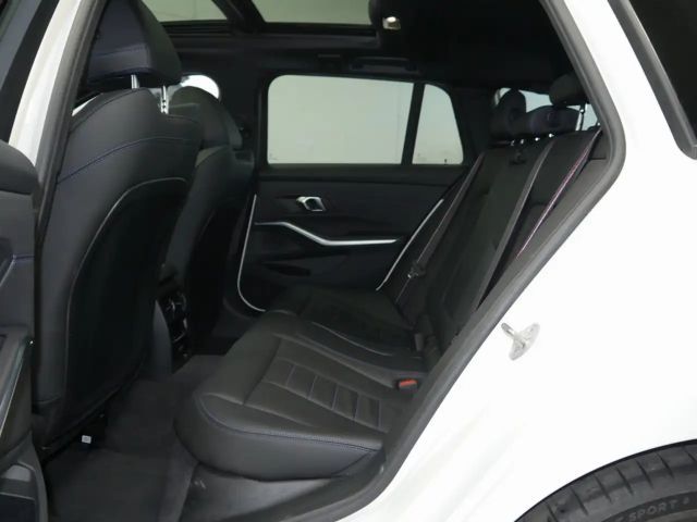 BMW 330 330e M-Sport Touring