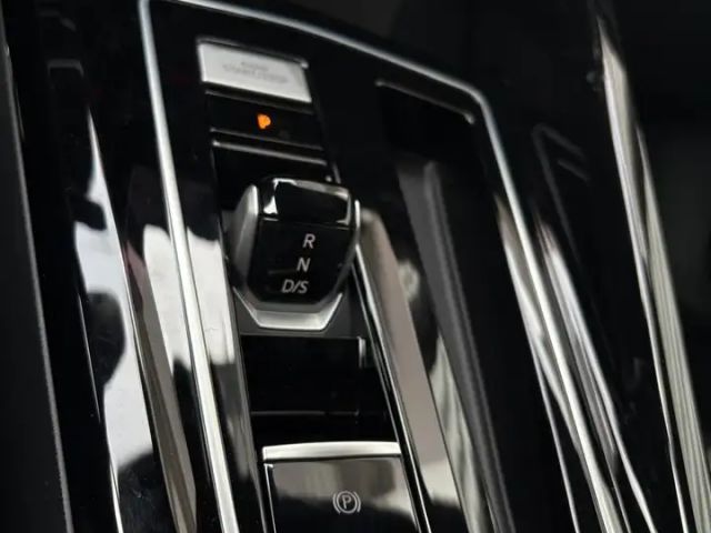 Volkswagen Golf DSG Sport