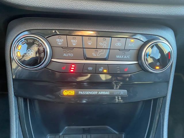 Ford Puma EcoBoost Titanium