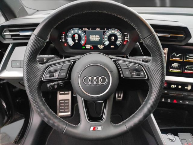 Audi A3 30 TFSI S-Tronic Sedan
