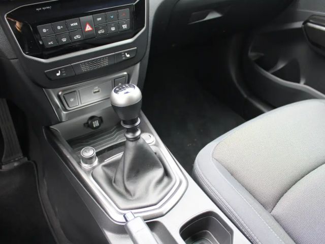 SsangYong Tivoli 2WD Quartz