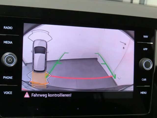 Volkswagen T-Cross Friends TSI