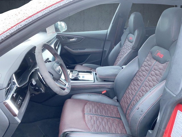 Audi RS Q8 Performance Quattro