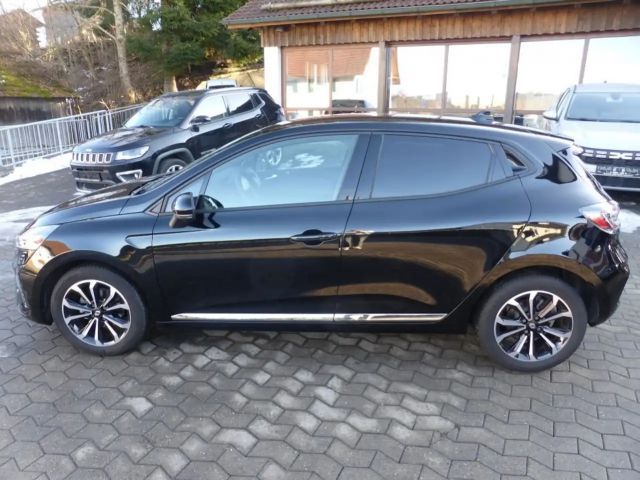 Renault Clio TCe 90 Techno