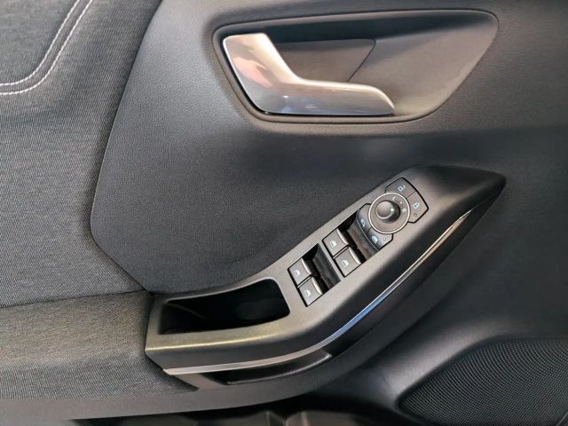 Ford Puma EcoBoost Titanium