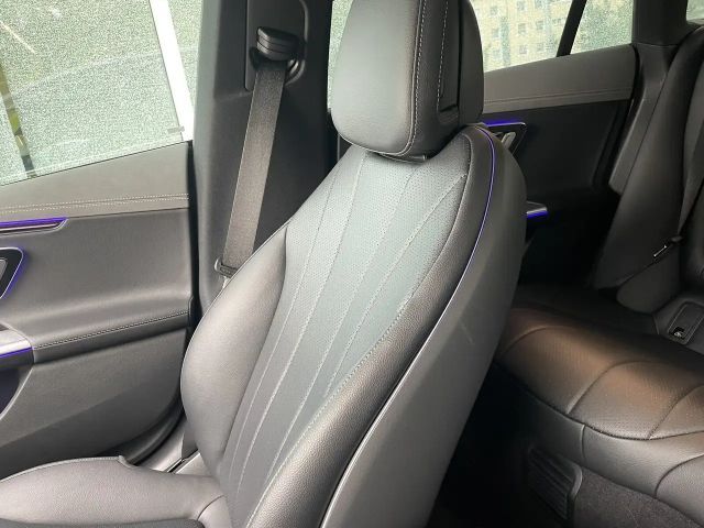 Mercedes-Benz EQE 350 Sedan