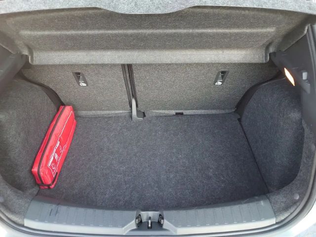 Nissan Micra 1,0 Kiiro / Sitzheizung & Navi