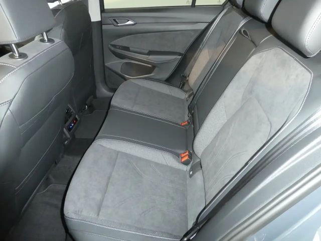 Volkswagen Golf DSG eHybrid