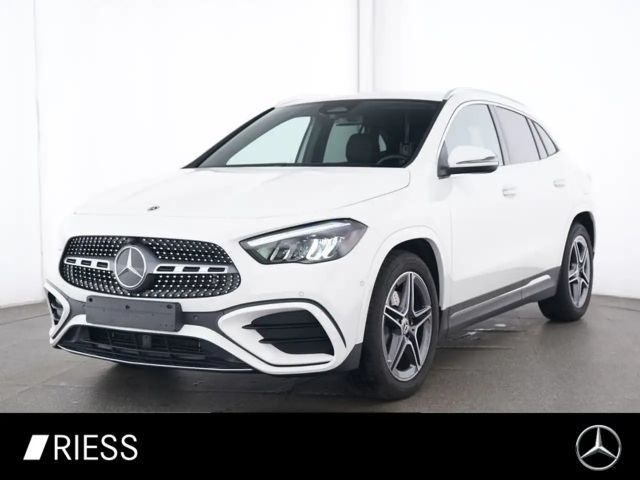 Mercedes-Benz GLA 200 ACC AUT Kam. KeyLess KlimaA LED LM PDC