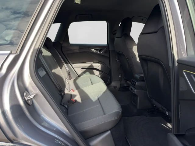 Audi Q4 e-tron SONOS PDC STDHZG HuD