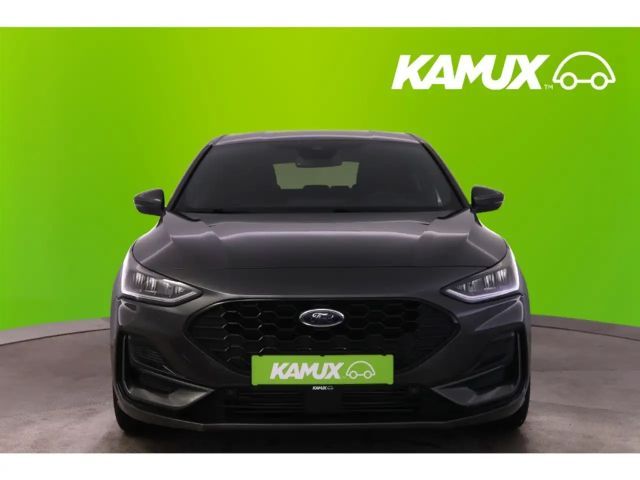 Ford Focus ST Line