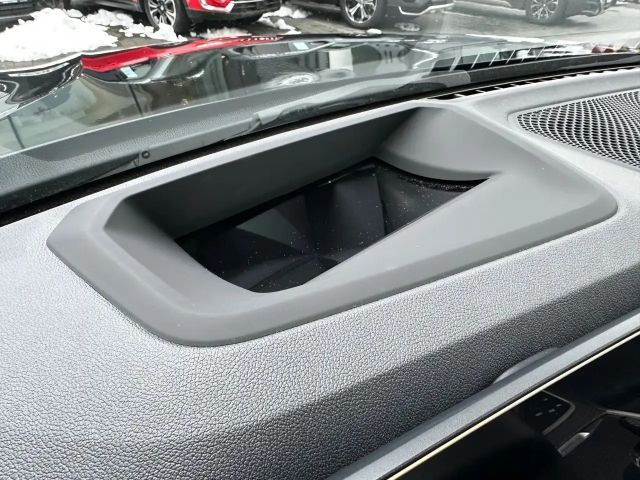 BMW 320 320d M-Sport Touring xDrive