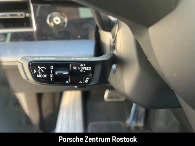 Porsche Taycan Black Edition Sport Turismo