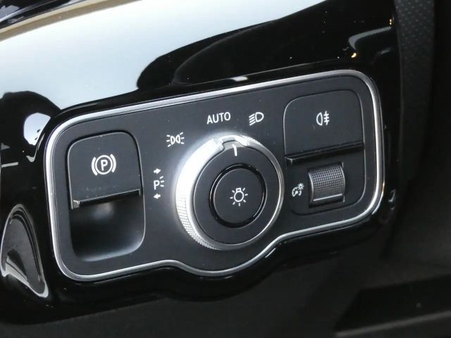 Mercedes-Benz CLA 200 AMG Line CLA 200 d Coupé