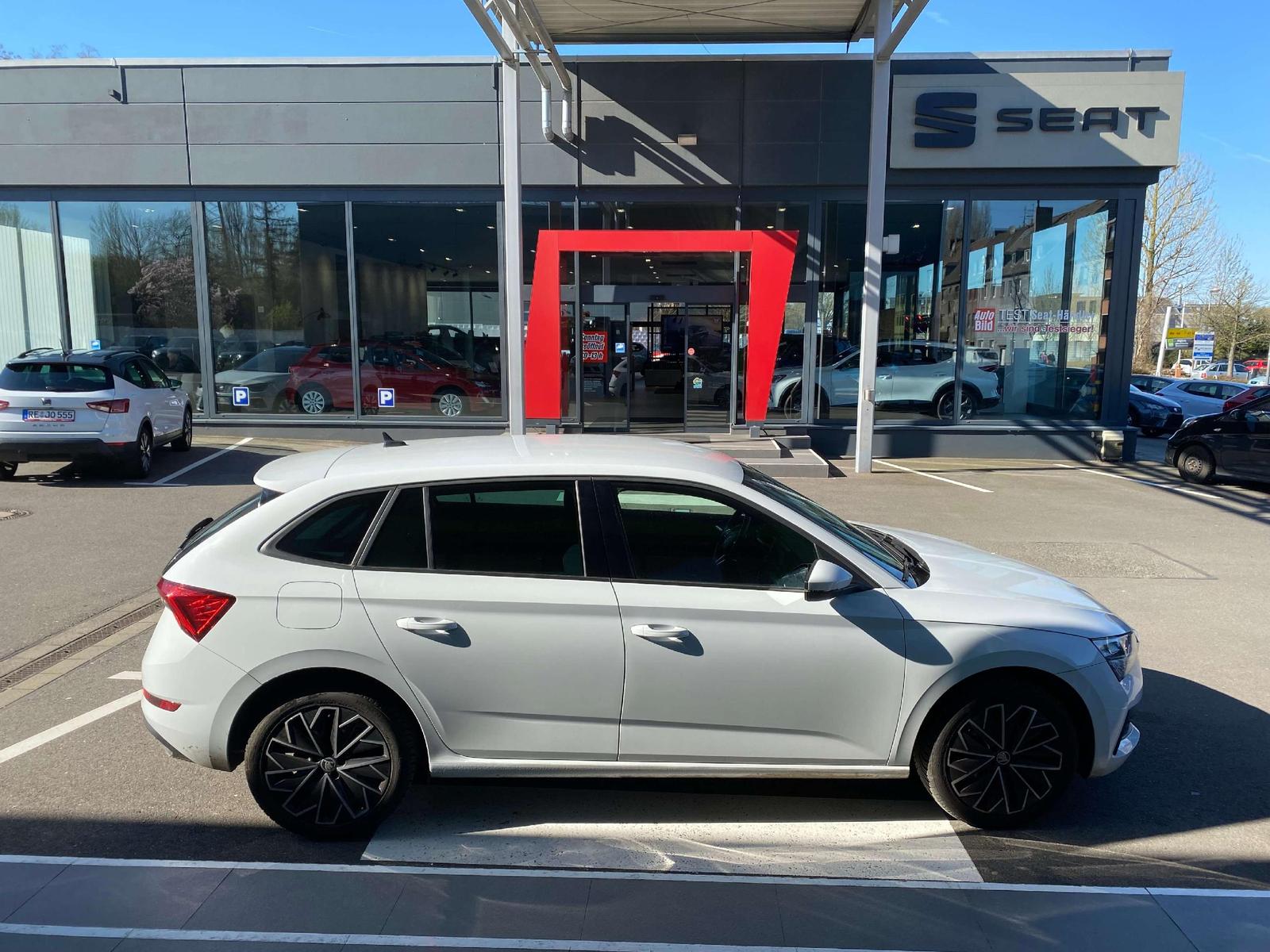 Skoda Scala LED, SmartLink