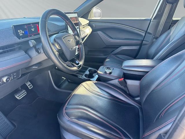 Ford Mustang Mach-E AWD Extended range