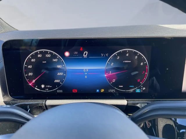 Mercedes-Benz GLA 220 4MATIC AMG Line