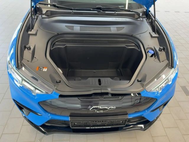 Ford Mustang Mach-E AWD GT