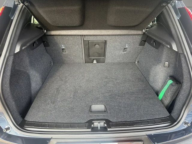 Volvo XC40 Momentum T3