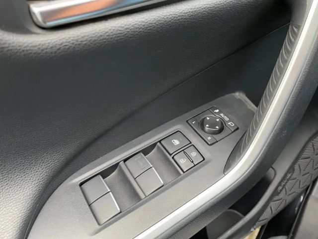 Toyota RAV4 4x2 Hybride Team D