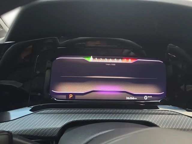 Volkswagen Golf 2.0 TSI Golf VIII