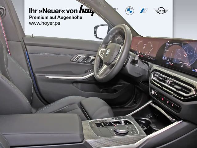 BMW 320 320i M-Sport Sedan