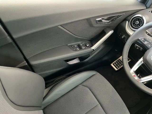 Audi Q2 35 TFSI S-Line