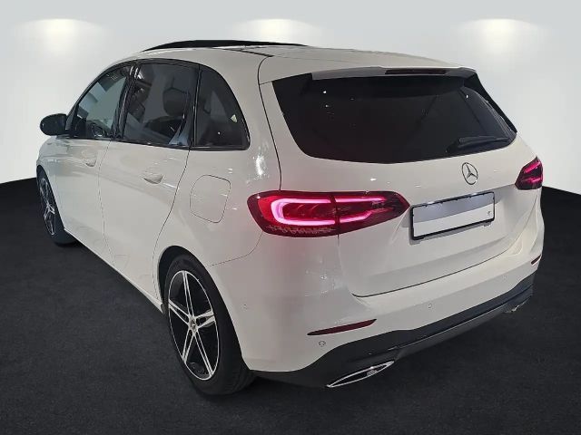 Mercedes-Benz B 220 B 220 d Progressive