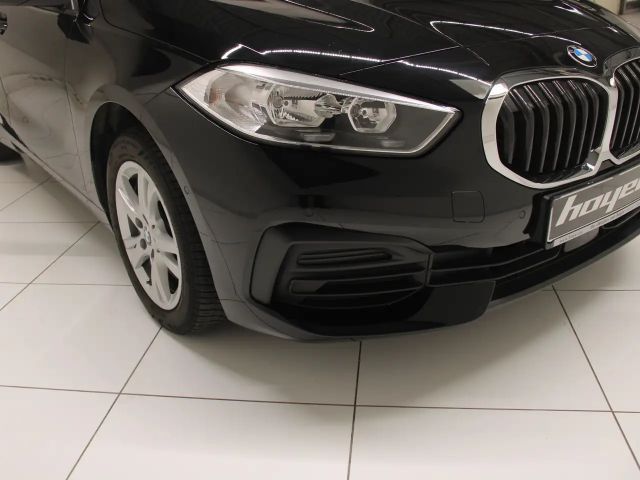 BMW 116 116d Sedan